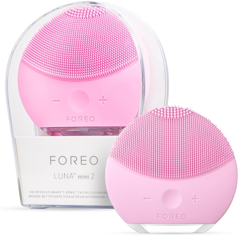 NIB Foreo facial cleanser